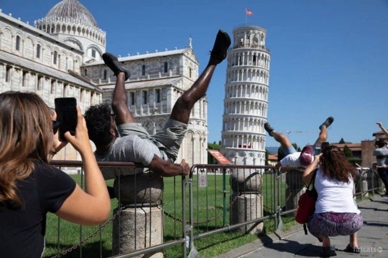 Безбашенные люди выполняют задания США