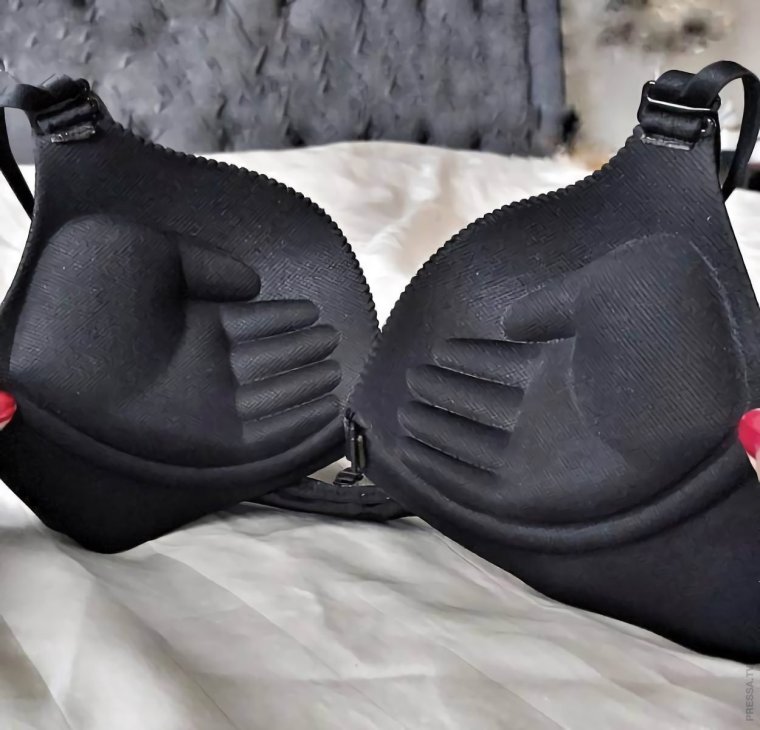 Смешные лифчики