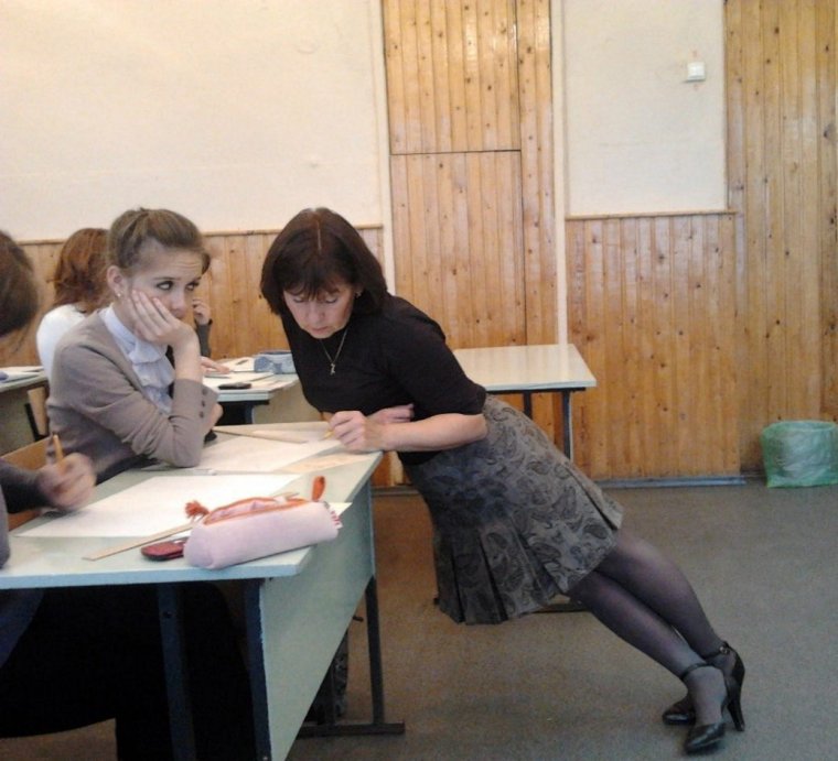 Учительница на уроке