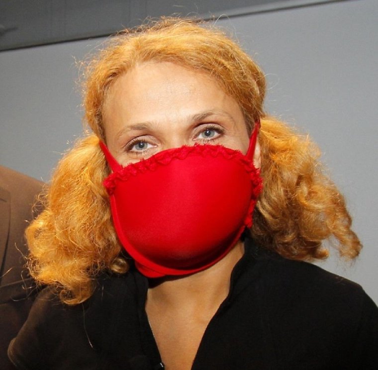 Маска бюстгальтер