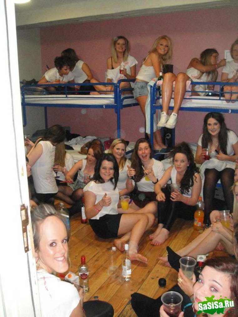 Студенческое общежитие девушки