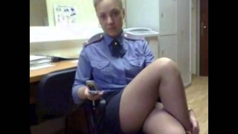 Баба ментовка