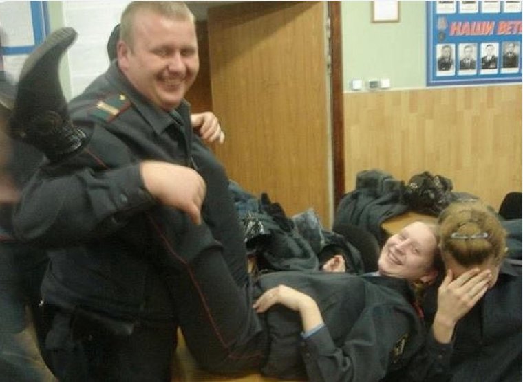 Женщины в ментовке