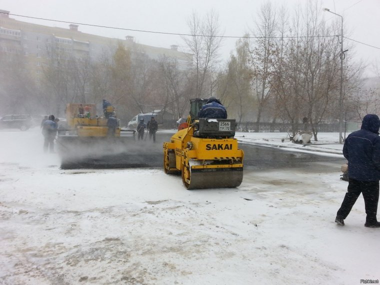Укладка асфальта в снег