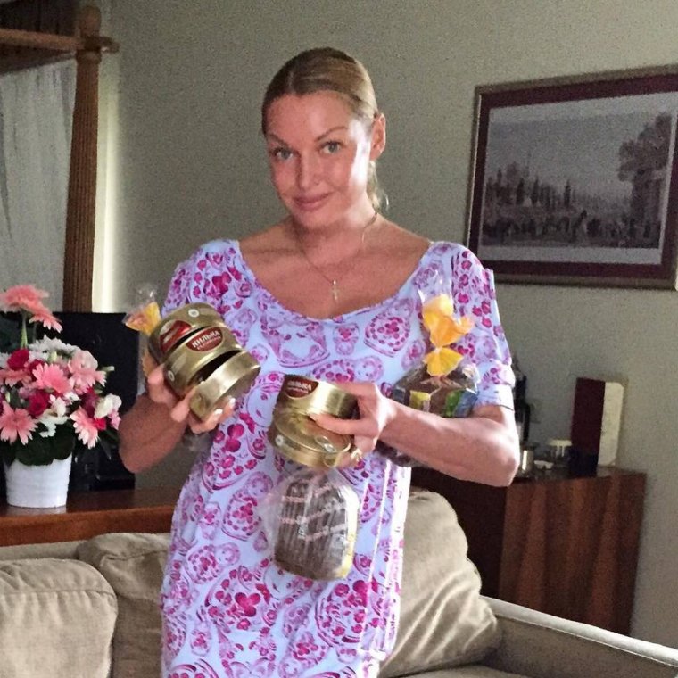 Смешная Анастасия Волочкова