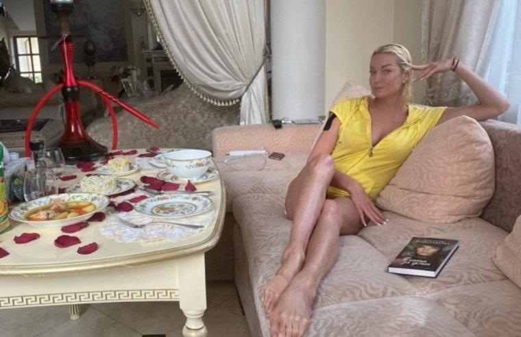 Анастасия Волочкова 2020