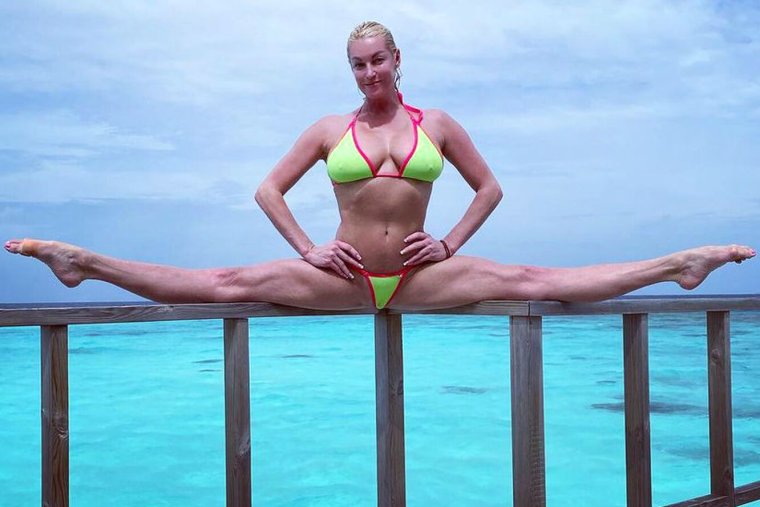 Анастасия Волочкова бикини