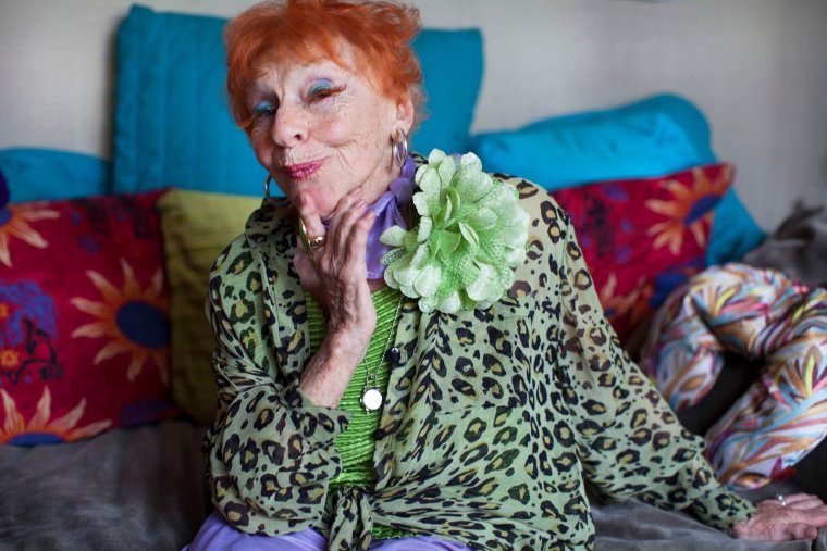 Молодящиеся старушки