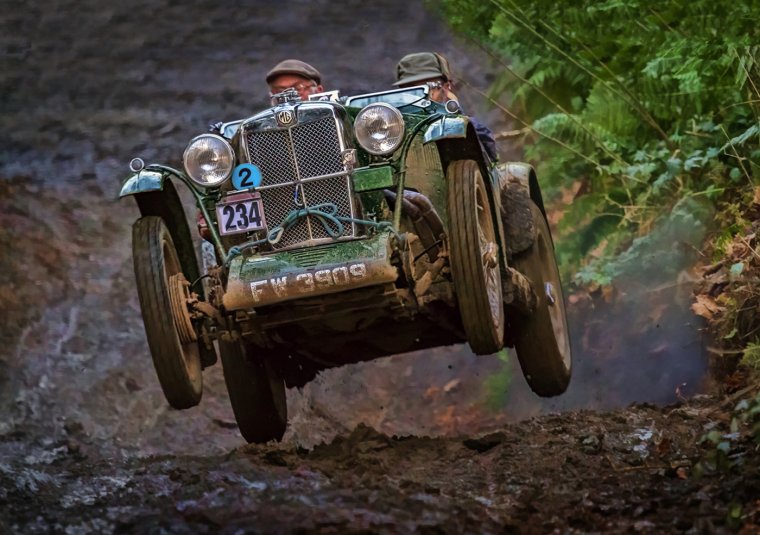 Прикольные старые машины