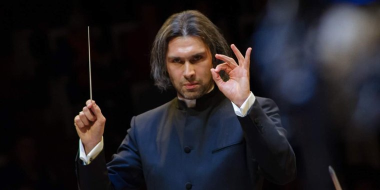 Владимир Юровский