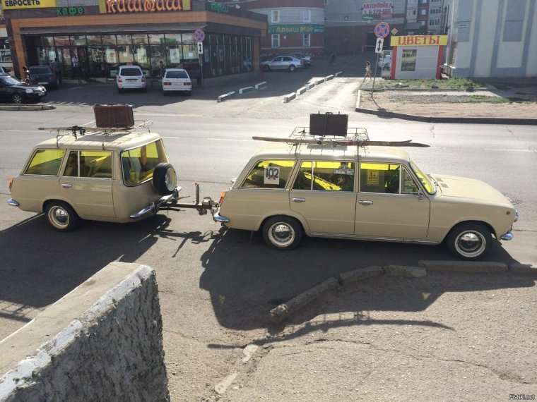 ВАЗ 2102 С прицепом Скиф