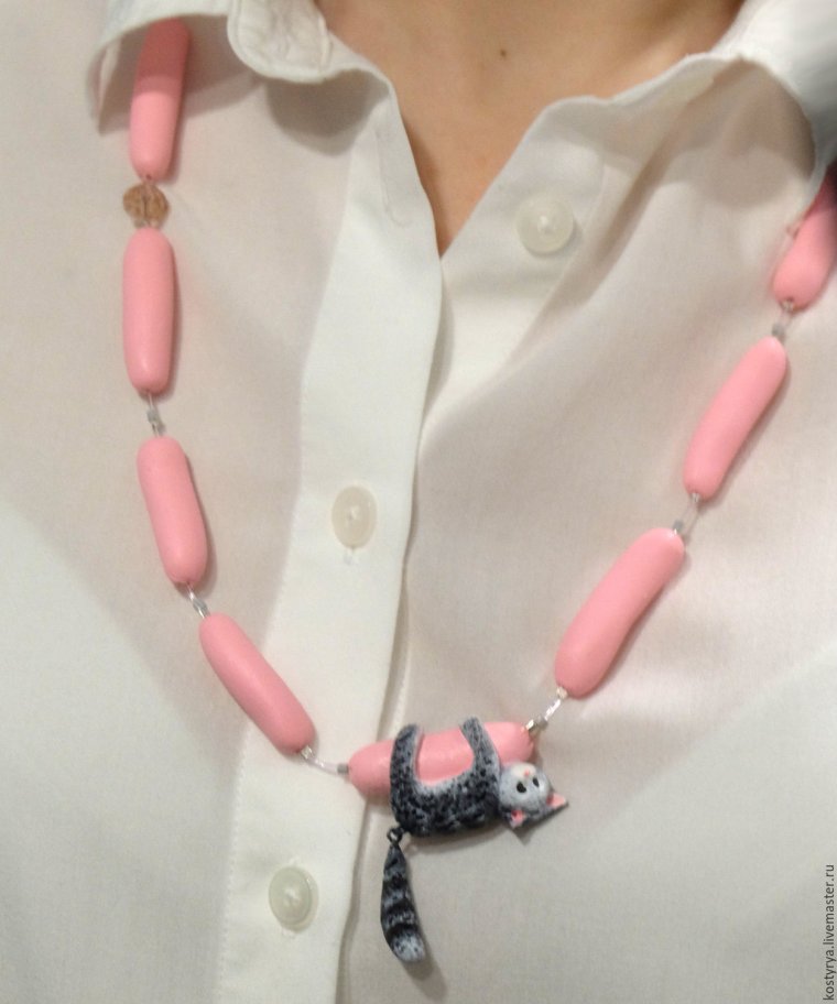 Ожерелье из сосисок