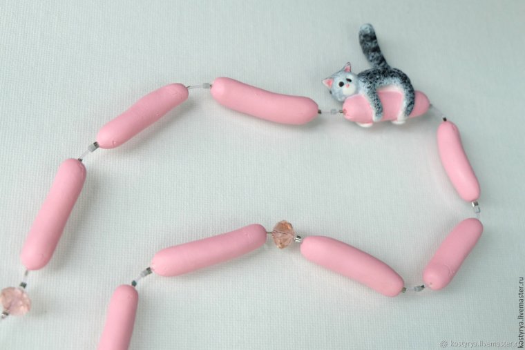 Ожерелье из сосисок