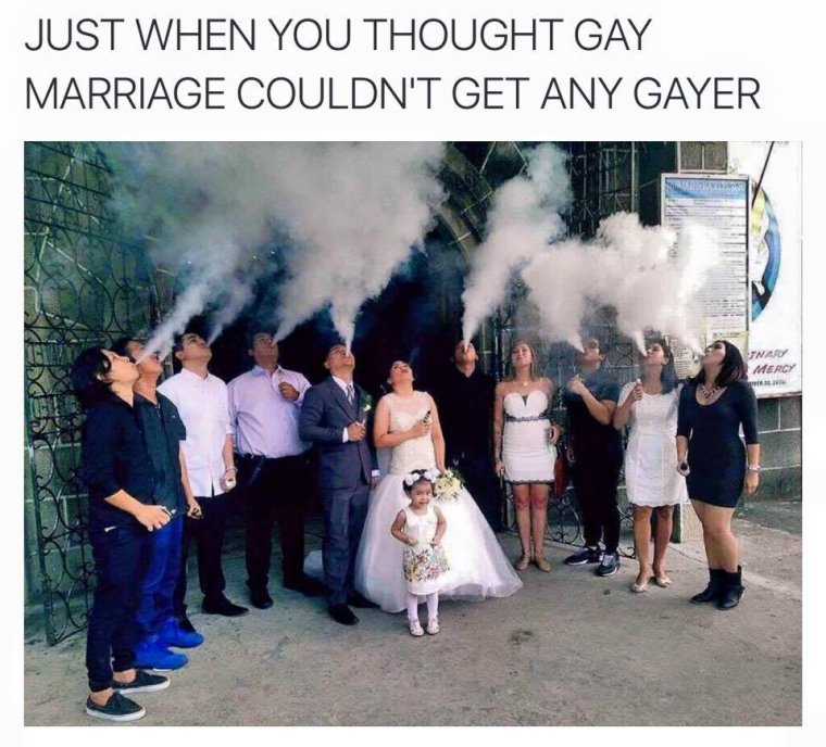 Курящие молодожены