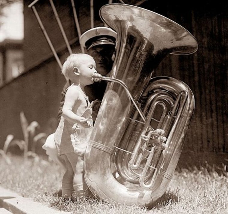 Креативная реклама инструмента