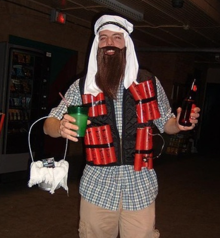 Дебильные костюмы