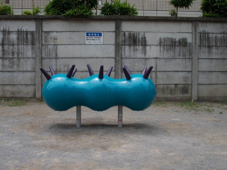 Смешные лавочки