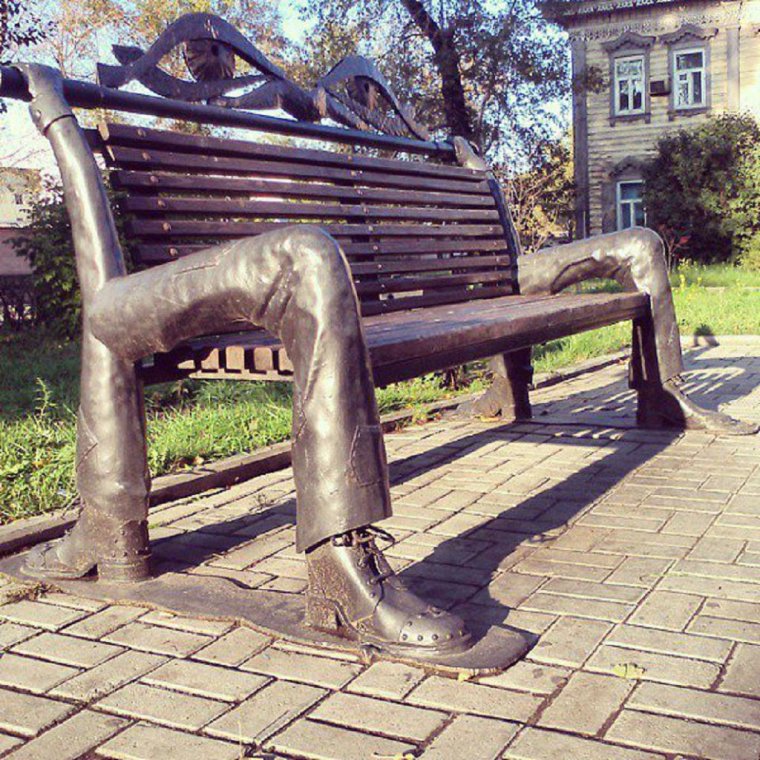 Удивительные скамейки