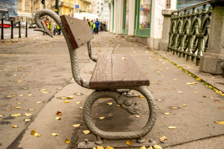 Пиво на лавочке