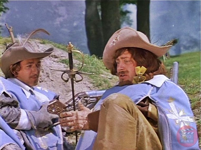 Портос Мушкетер Валентин Смирнитский