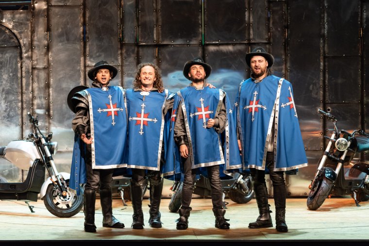 Три мушкетера Чихачева