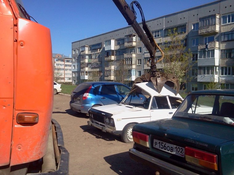 Смешной эвакуатор