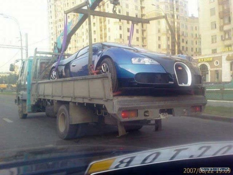 Эвакуатор Мем