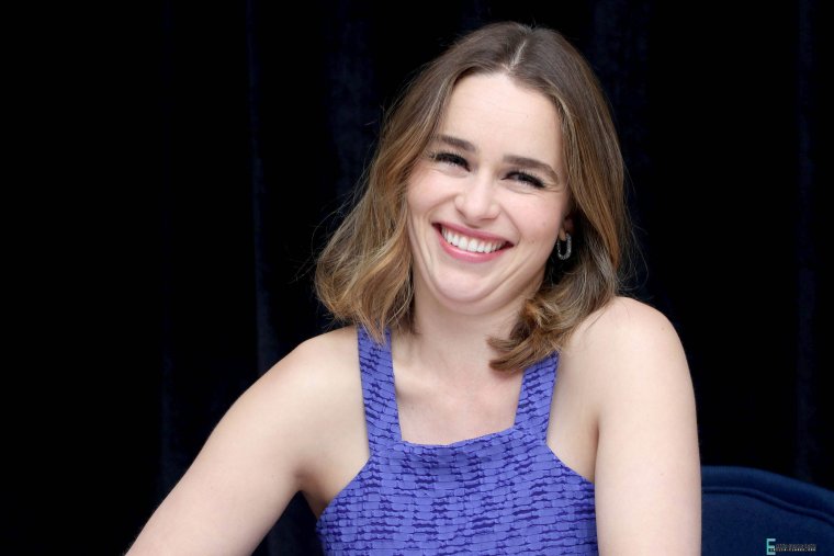 Эмилия Кларк смех