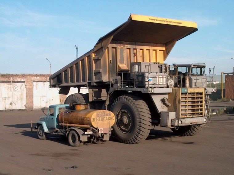 КАМАЗ карьерный самосвал Геркулес