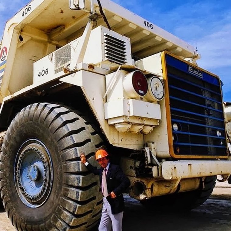 Машины большие КАМАЗЫ