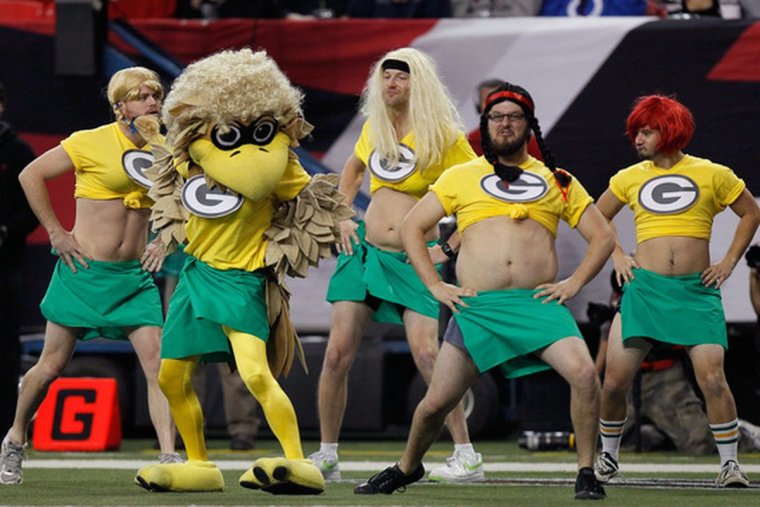 Мужская группа поддержки