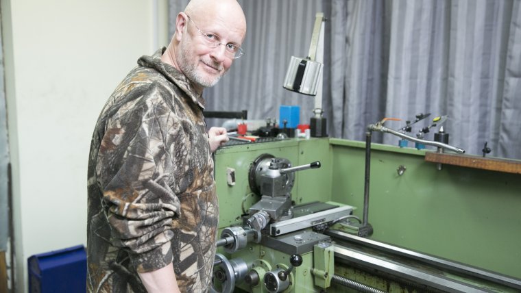 Токарь револьверщик станок