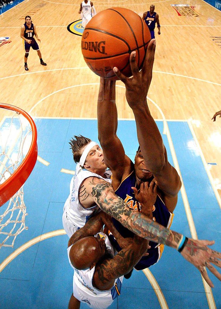 Баскетболистки на тренировке