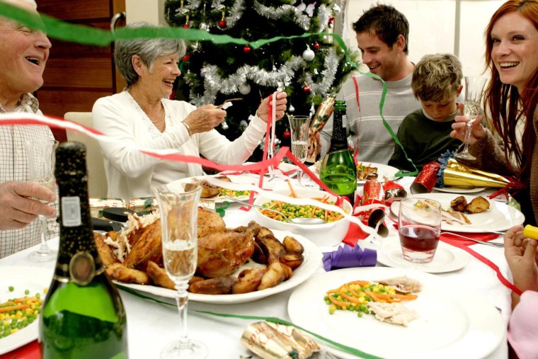 Семейное застолье новый год