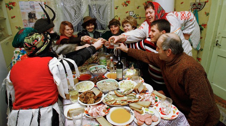 Русское новогоднее застолье