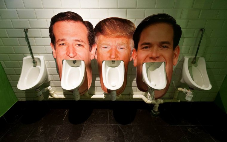 Писсуар мужской для туалета