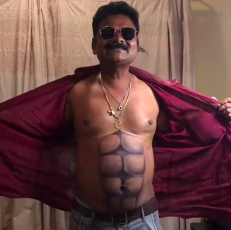 Тату кубики пресса