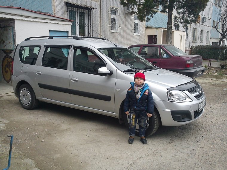 Лада Ларгус платина