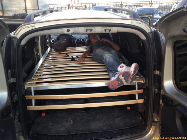 Лада Ларгус фургон с кроватью