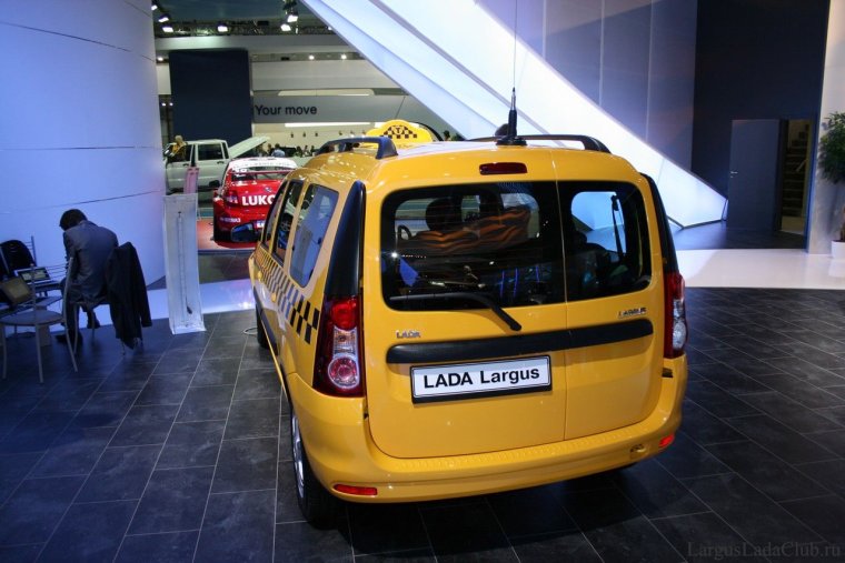 Лада Ларгус то 26000