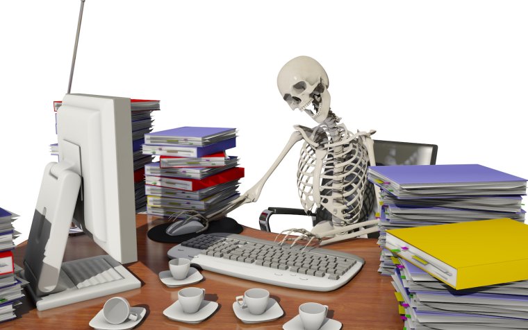 Скелет в офисе