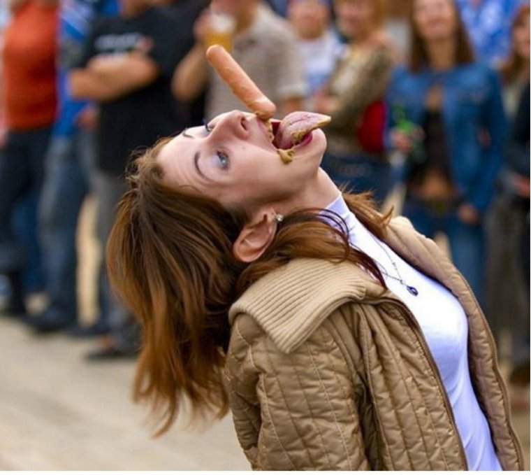 Девушки в смешных ситуациях