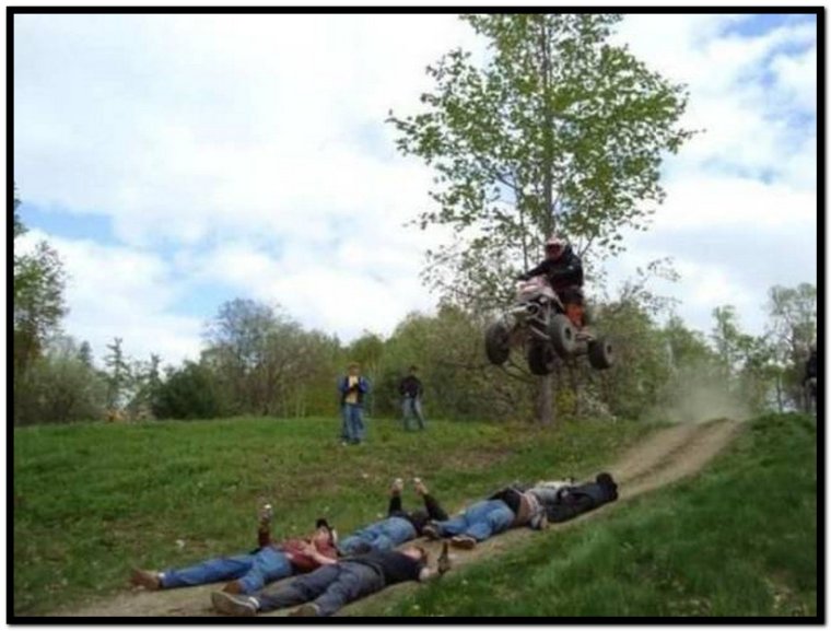 Нелепые поступки людей