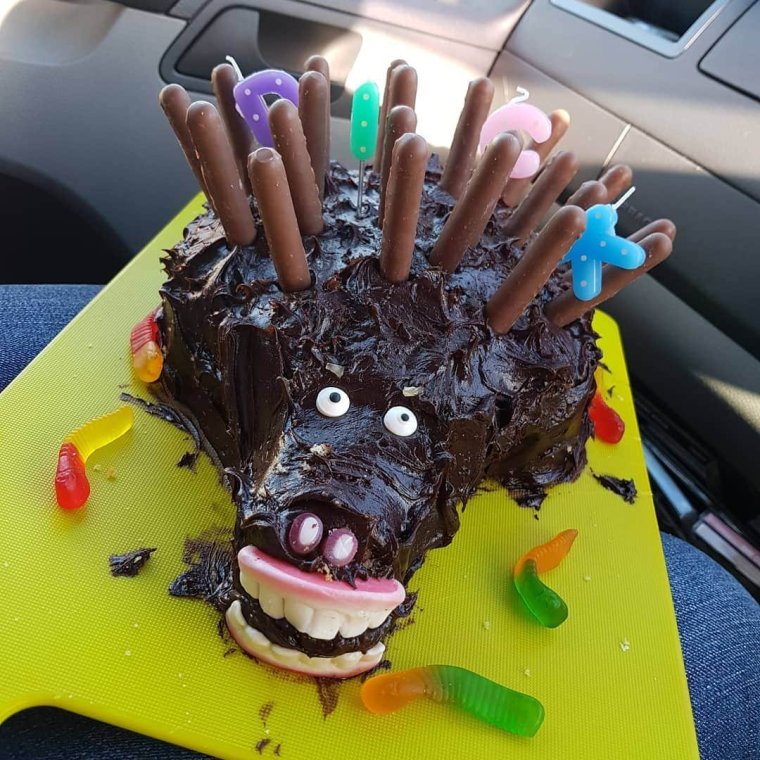 Торт для мальчика прикольный