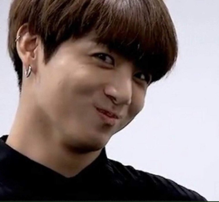 BTS смешные рожи Чонгук