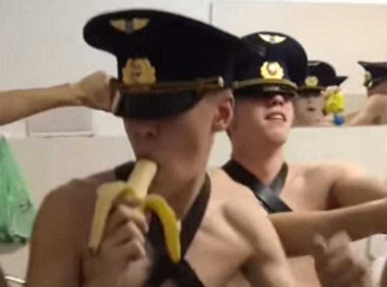 Карикатуры про армию