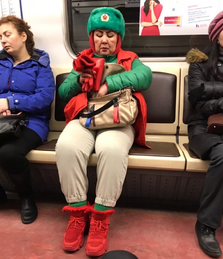 Странные личности в метро