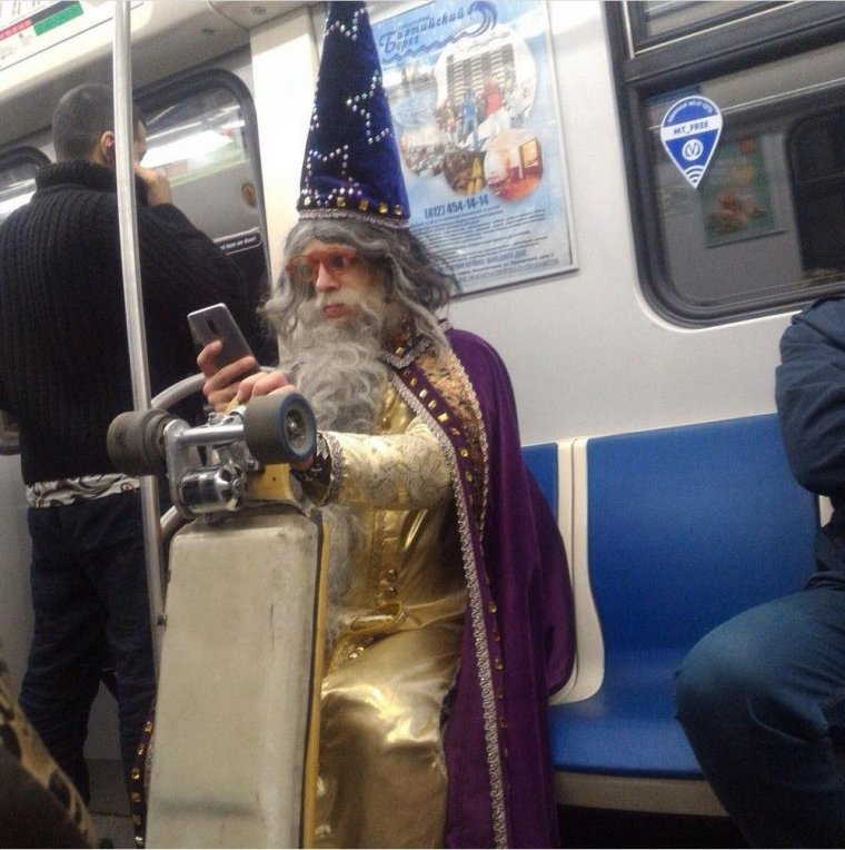 Чудаки в метро Московском