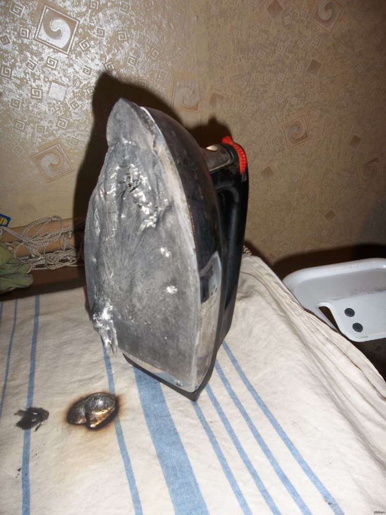 Утюг сломался
