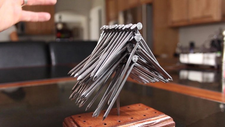 Поделки из гвоздей